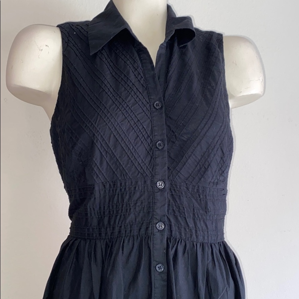 Elegant Black Sleeveless Dress